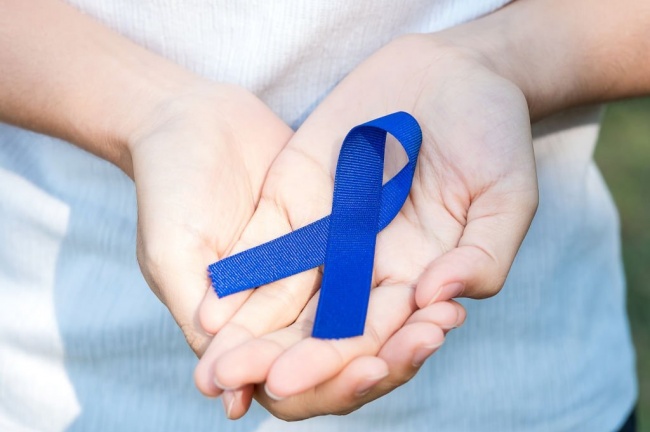 Março Azul Marinho é o mês de conscientização sobre o câncer colorretal
